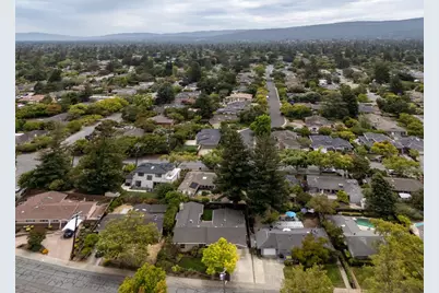 2121 Creeden Way, Mountain View, CA 94040 - Photo 29