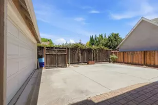 45 Canterbury Pl, Gilroy, CA 95020 - Photo 37