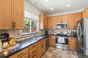 45 Canterbury Pl, Gilroy, CA 95020 - Photo 11