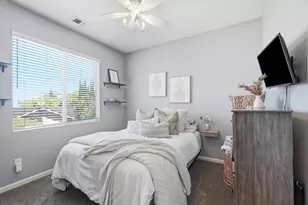 45 Canterbury Pl, Gilroy, CA 95020 - Photo 23