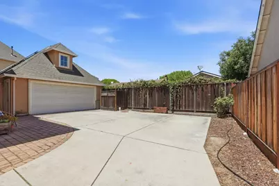 45 Canterbury Pl, Gilroy, CA 95020 - Photo 35
