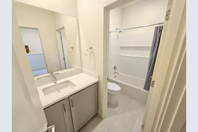2130 Brighton Dr, Hollister, CA 95023 - Photo 9