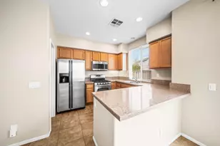 25265 Windy Cove St 1, Murrieta, CA 92562 - Photo 11