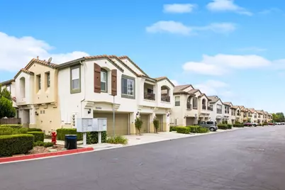 25265 Windy Cove St 1, Murrieta, CA 92562 - Photo 3