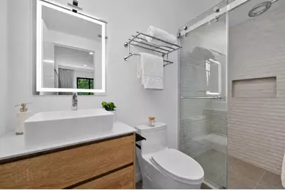 988 Cambridge Ave, Sunnyvale, CA 94087 - Photo 27