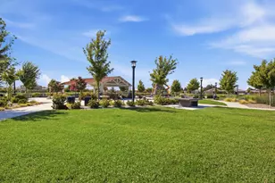 1225 Autumn Breeze Dr, Dixon, CA 95620 - Photo 31