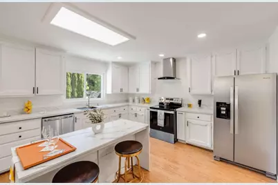 2139 Alameda De Las Pulgas, Redwood City, CA 94061 - Photo 5