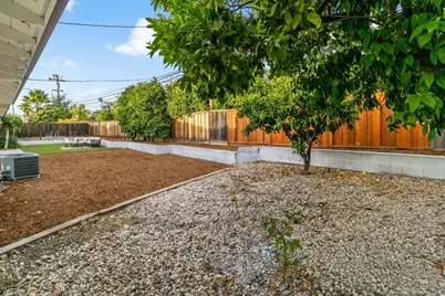 3370 Elgin Ln, San Jose, CA 95118 - Photo 59