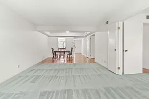 5347 Cribari Dell, San Jose, CA 95135 - Photo 13