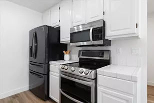 834 Shooting Star Terrace, Sunnyvale, CA 94086 - Photo 11