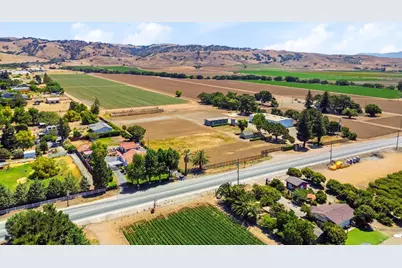 3065 Pacheco Pass Hwy, Gilroy, CA 95020 - Photo 75
