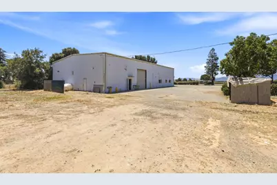 3065 Pacheco Pass Hwy, Gilroy, CA 95020 - Photo 11