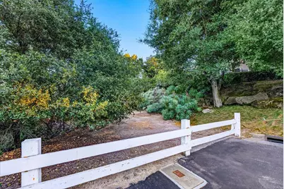 2005 Hecker Pass Hwy, Gilroy, CA 95020 - Photo 7