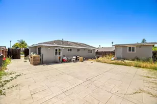141 Trinity Ave, Watsonville, CA 95076 - Photo 17