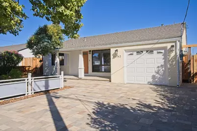 13742 Highwood Dr, San Jose, CA 95127 - Photo 15