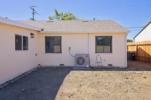 13742 Highwood Dr, San Jose, CA 95127 - Photo 25