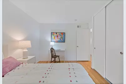 7864 Belknap Dr, Cupertino, CA 95014 - Photo 9