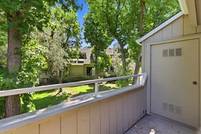 1672 Braddock Ct, San Jose, CA 95125 - Photo 29