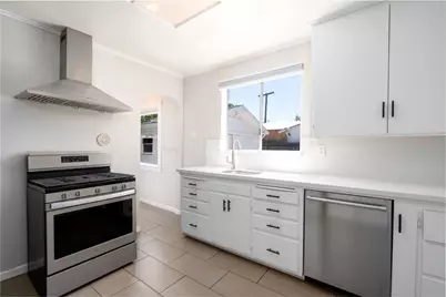 3 Vera Ct, Redwood City, CA 94061 - Photo 9