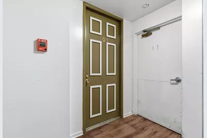 1943 Mount Vernon Court 103, Mountain View, CA 94040 - Photo 3