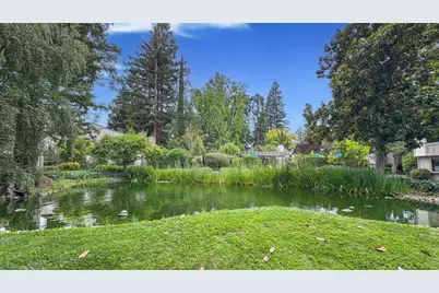 19220 Vineyard Ln, Saratoga, CA 95070 - Photo 35