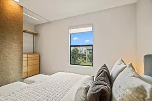 1202 66th St, Oakland, CA 94608 - Photo 23
