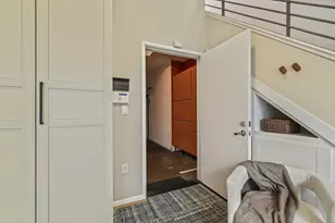 1202 66th St, Oakland, CA 94608 - Photo 5