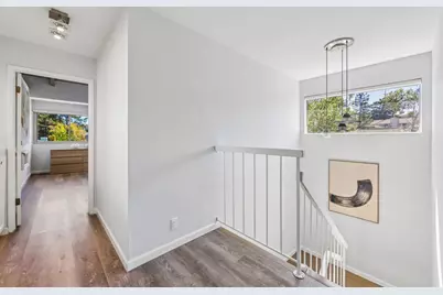 1640 Bayridge Way, San Mateo, CA 94402 - Photo 19