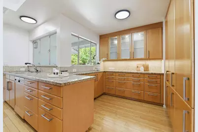 3845 Grove Ct, Palo Alto, CA 94303 - Photo 11