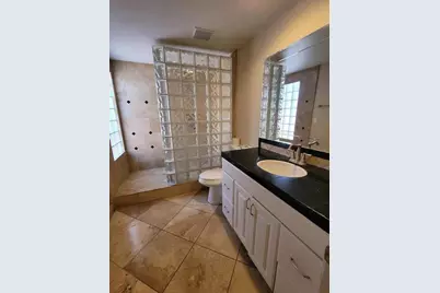 2100 Madera Rd, Sacramento, CA 95825 - Photo 9
