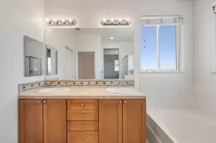 281 Kapalua Bay Cir, Pittsburg, CA 94565 - Photo 19