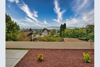 7433 Moeser Ln, El Cerrito, CA 94530 - Photo 51