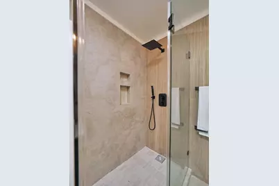 7433 Moeser Ln, El Cerrito, CA 94530 - Photo 27