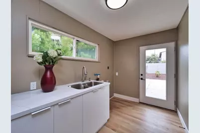 7433 Moeser Ln, El Cerrito, CA 94530 - Photo 17