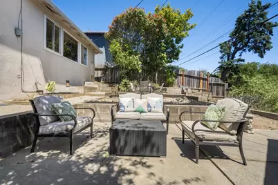 1380 Claremont Dr, San Bruno, CA 94066 - Photo 33