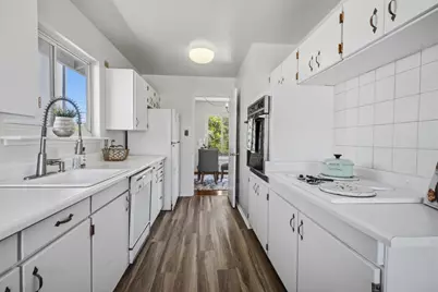 1380 Claremont Dr, San Bruno, CA 94066 - Photo 13