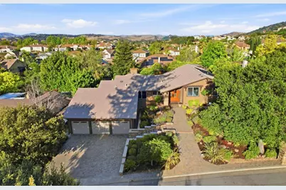 7142 Echo Ridge Dr, San Jose, CA 95120 - Photo 45
