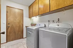 7142 Echo Ridge Dr, San Jose, CA 95120 - Photo 37