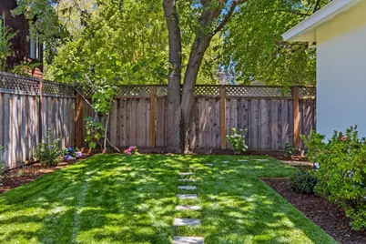 572 Santa Clara Ave, Redwood City, CA 94061 - Photo 39