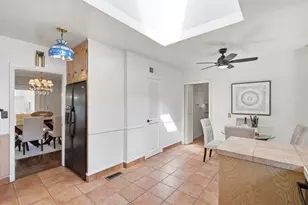 312 E Oakwood Blvd, Redwood City, CA 94061 - Photo 25