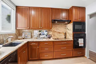 715 Skyline Dr, Daly City, CA 94015 - Photo 7