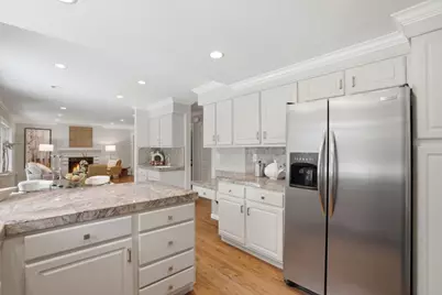 6585 Rolling Oaks Dr, San Jose, CA 95120 - Photo 13
