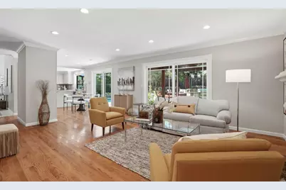 6585 Rolling Oaks Dr, San Jose, CA 95120 - Photo 15