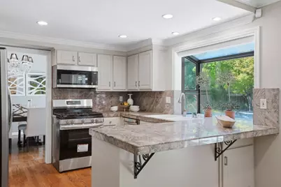 6585 Rolling Oaks Dr, San Jose, CA 95120 - Photo 11