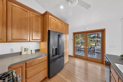 146 Hilton Ln, Pacifica, CA 94044 - Photo 11