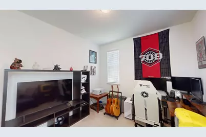 450 Thistle St, Hollister, CA 95023 - Photo 25