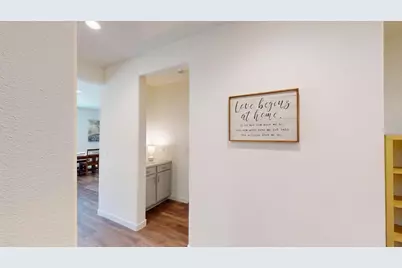 450 Thistle St, Hollister, CA 95023 - Photo 9