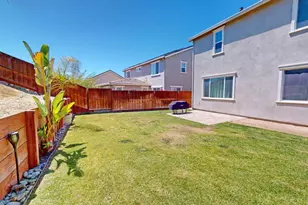 450 Thistle St, Hollister, CA 95023 - Photo 33
