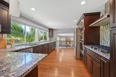 7967 Stonehurst Ct, Pleasanton, CA 94588 - Photo 7