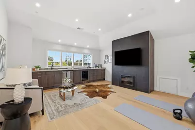 280 Uplands Dr, Hillsborough, CA 94010 - Photo 25